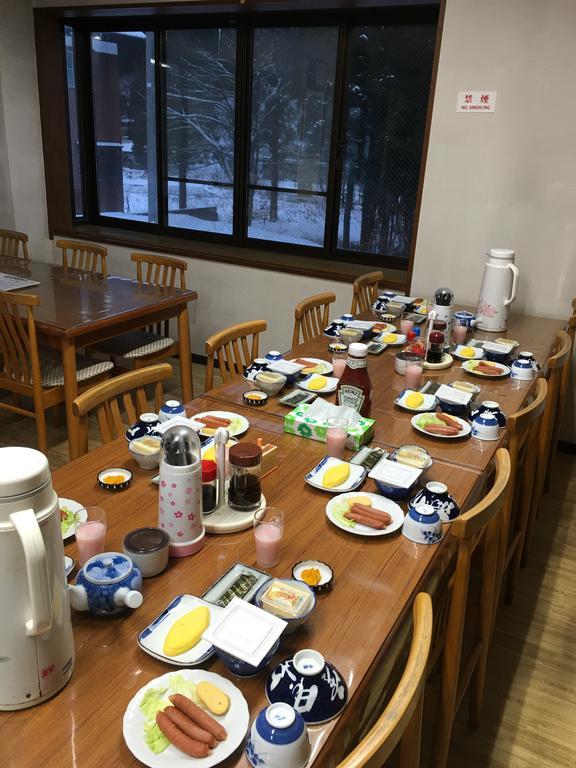 ホテル 温泉民宿 ゆたかや 湯沢市 エクステリア 写真